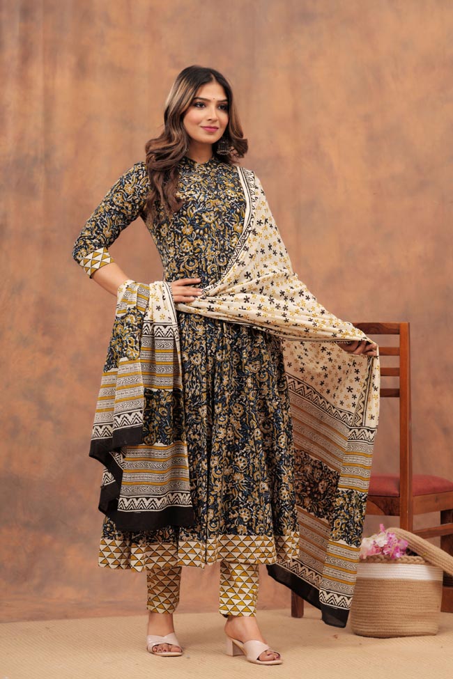 Black Anarkali Suit with Cream Dupatta